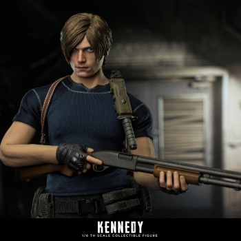 MT Toys фигурка Леона Кеннеди по игре "Resident Evil 4"