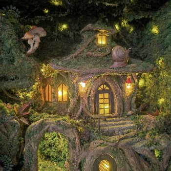 Диорама «Домик в лесу» от Хелены Пироженко