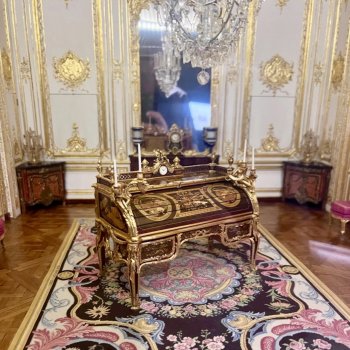 Мебель от мастера Денниса Хиллмана