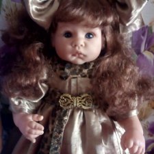 Любимица Ангелинка в новом наряде