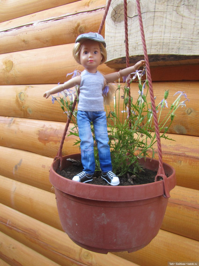 Вера Крузенлинг на даче. Kathe Kruse Kruselings Doll