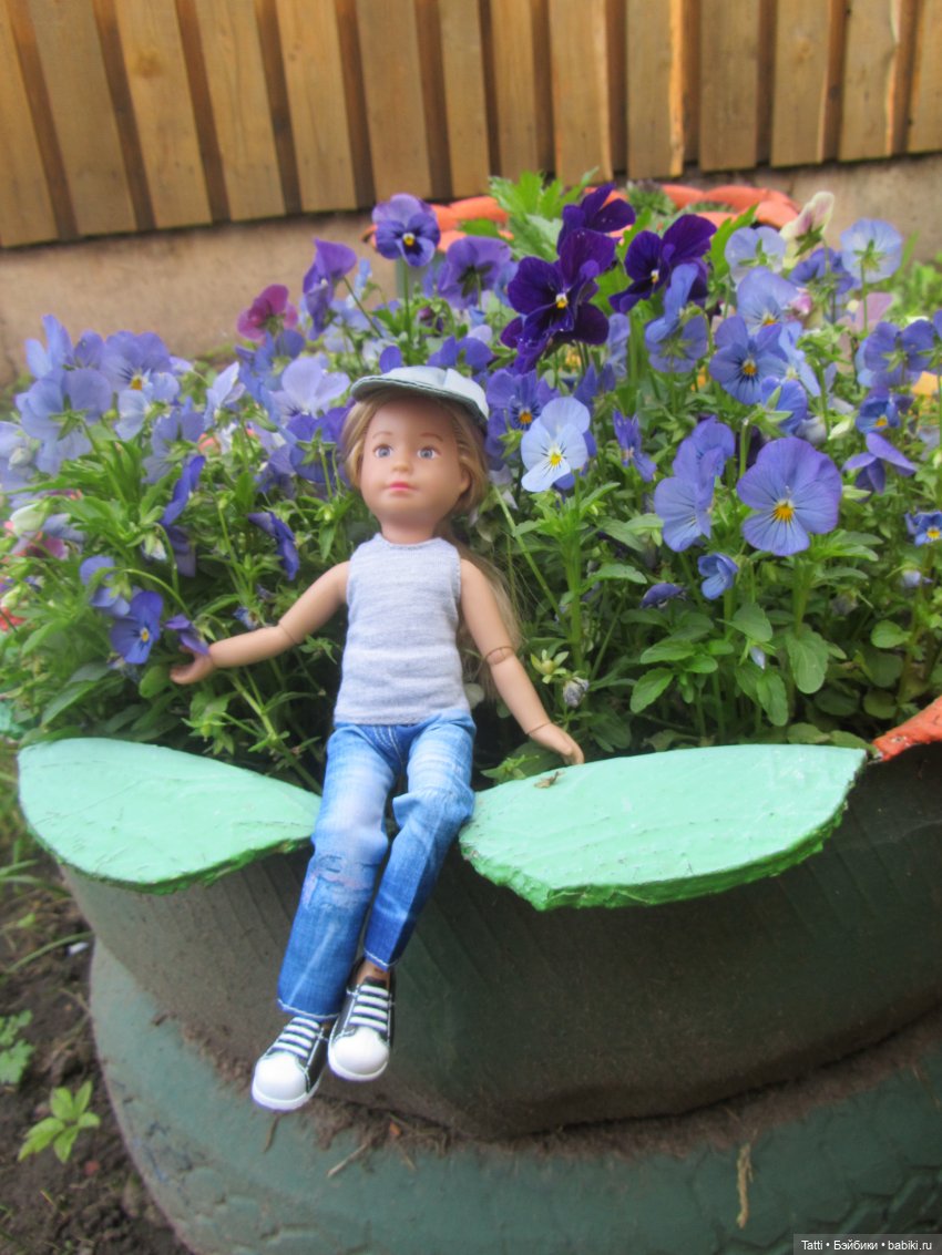 Вера Крузенлинг на даче. Kathe Kruse Kruselings Doll