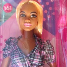 Барби Barbie Fashionistas , Игра с модой № 161 .