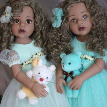 И снова мои малышки Лия и Лея