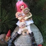 Люся на прогулке. Unoa Lusis Gentaro Araki