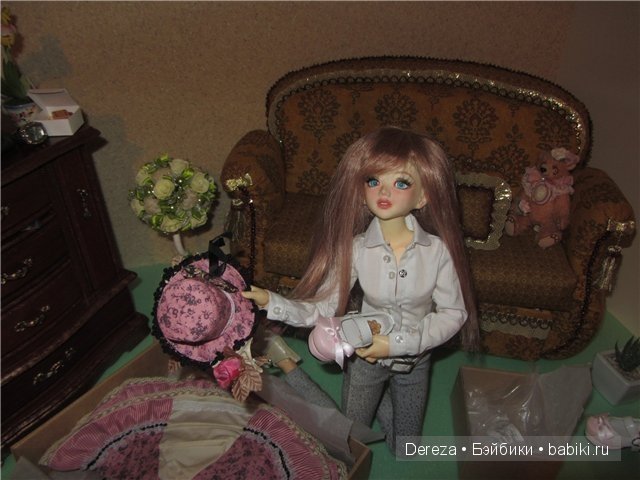 Unoa Lusis от Gentaro Araki и Cheshire от PiposLand