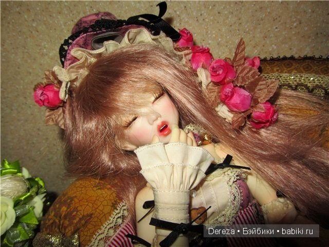 Unoa Lusis от Gentaro Araki и Cheshire от PiposLand