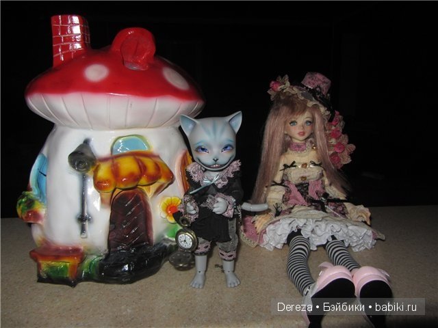 Unoa Lusis от Gentaro Araki и Cheshire от PiposLand