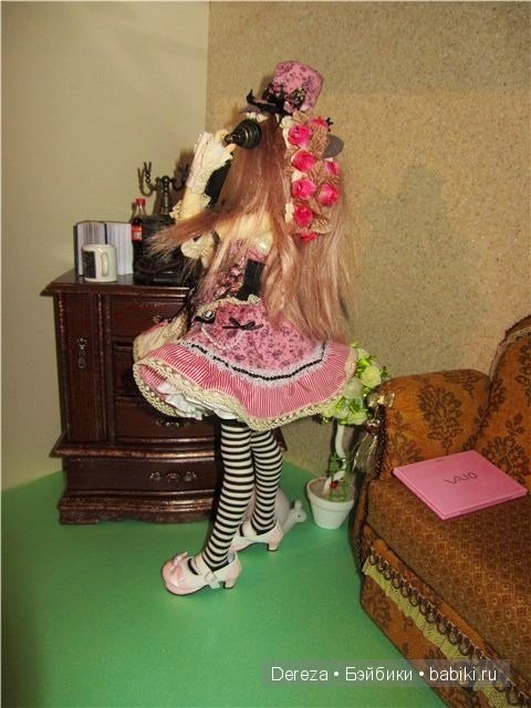 Unoa Lusis от Gentaro Araki и Cheshire от PiposLand