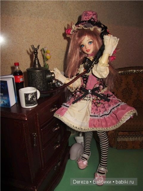 Unoa Lusis от Gentaro Araki и Cheshire от PiposLand