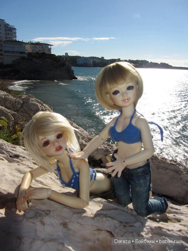 Unoa Lusis and Chibi Lilin Gentaro Araki