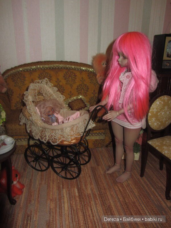 Играем в дочки-матери.LeekeWorld ProjectDoll Mikhaila и FairyLand Choco Puki