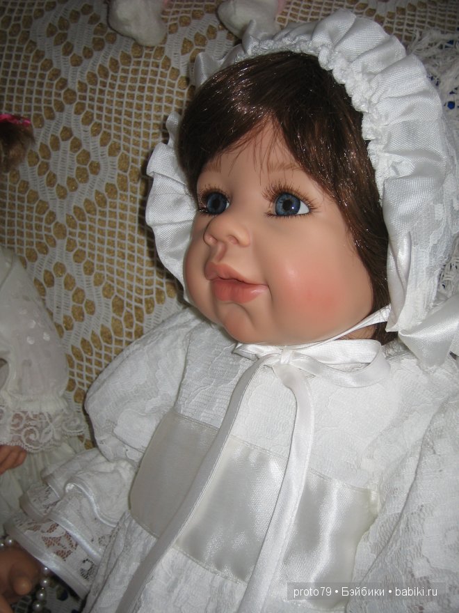 Виктория от Моники Левениг