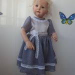 Новое платье для Холли.