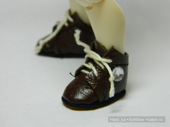 Моя первая обувочка для разных кукол (фото 7)