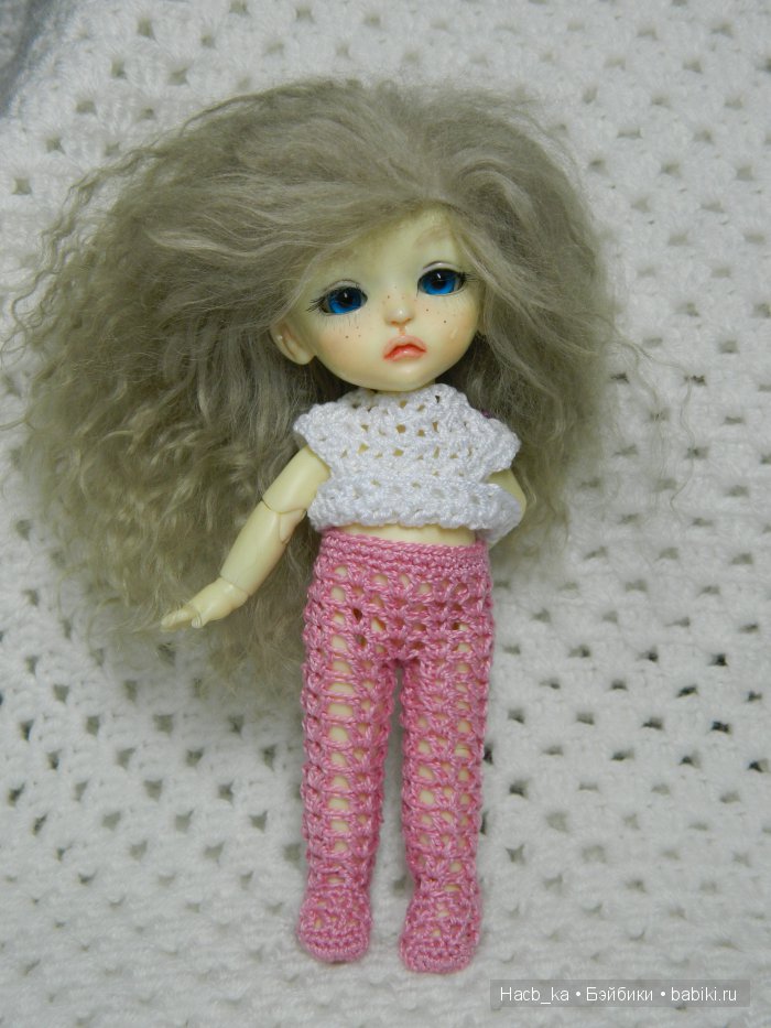 Мою вязанная миниатюра, черные ботинки и розовый Жираф (фото 7)