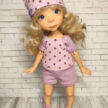 Лиза и новый гардероб для неё