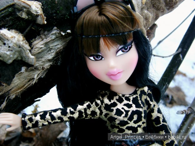 Счастья под зимней ёлкой или новенькая в семействе Братц (фото 5)