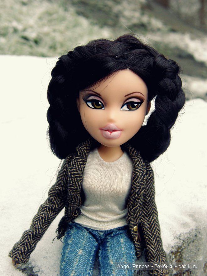 В снежный день — Куклы Bratz (Братц) и Moxie Girlz: MGA (фото 3)