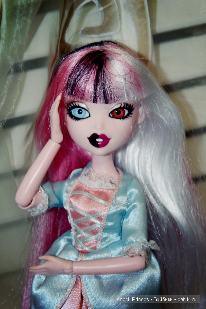 Чем закончилась прогулка — Куклы Bratz (Братц) и Moxie Girlz: MGA