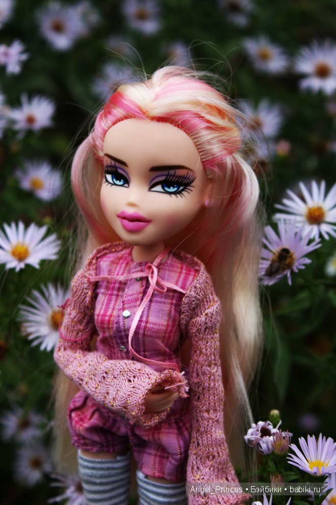 Ну очень высокая красавица. Bratz 2013, Cloe (фото 3)