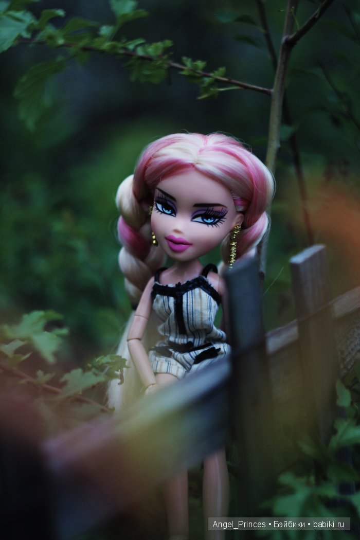 Куклы ведь тоже любят фотографироваться | Бэйбики Куклы ведь тоже любят фотографироваться (фото 2)