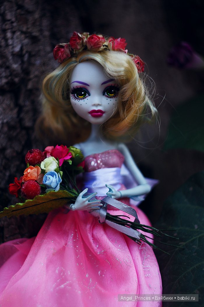 Как за год, обжилась наша девочка