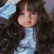 Испанская красавица с  роскошными волосами Эли от Asi напоминающая очаровательную итальянку