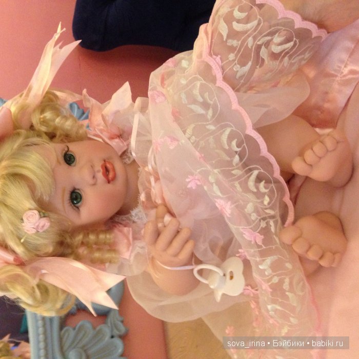 Милый розовощекий ребенок Special Delivery Faysah Spanos