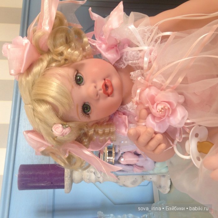 Милый розовощекий ребенок Special Delivery Faysah Spanos