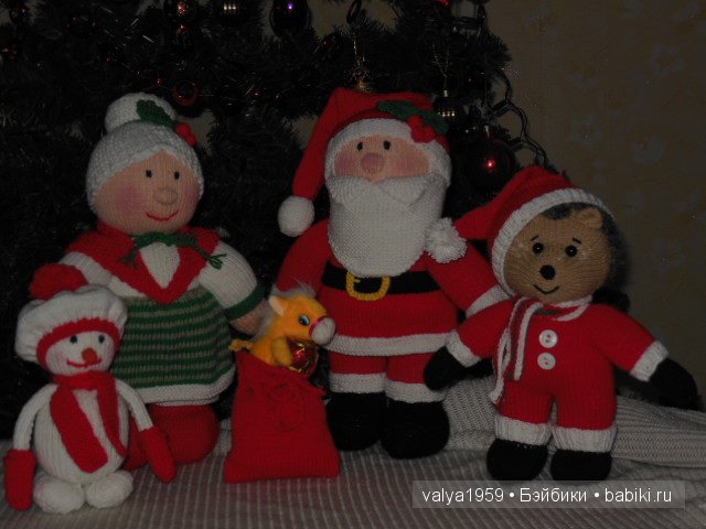 Мои вязаные зайцы и другие игрушки вязанные спицами