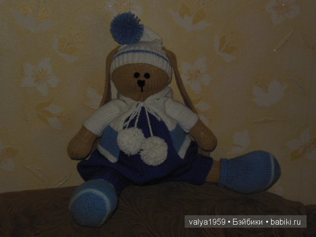 Мои вязаные зайцы и другие игрушки вязанные спицами (фото 3)