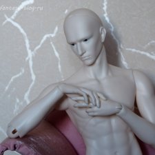 Ие Хуа. Знакомство