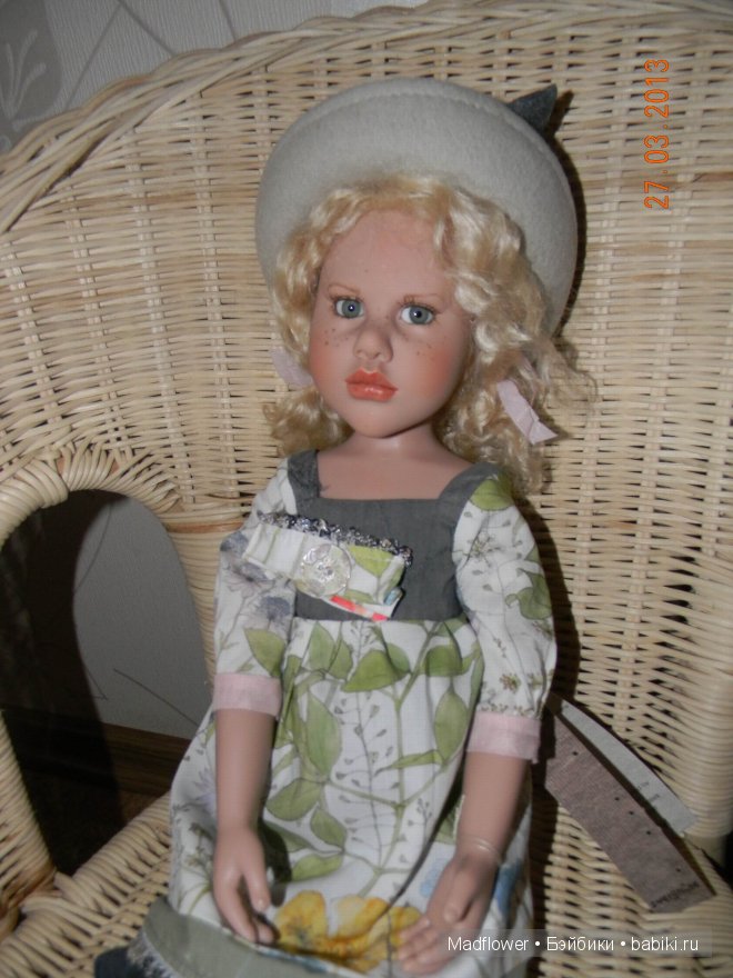 Коллекционная кукла Zuza: Жужа, Зуза или Цуца? Высокомерная красавица из коллекции Zwergnase 2013 года (фото 2)