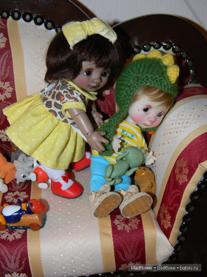 Truffle & Ellemeno - крошечные БЖД от Nikki Britt