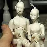 Новая парочка шарнирных кукол для кукольного домика