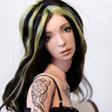 Каролина - фарфоровая шарнирнирная кукла