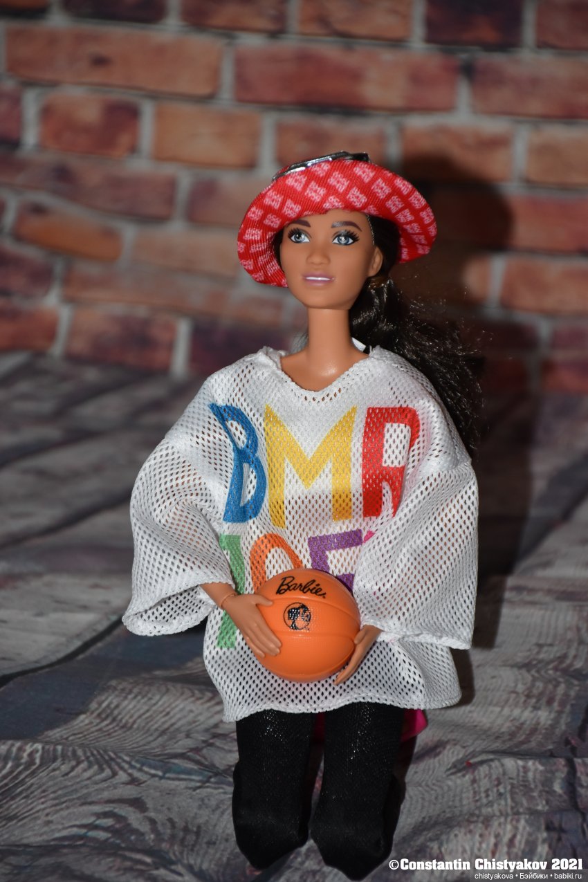 Спортивная кукольная компания от Mattel (фото 4)