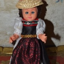 Сувенирная куколка в национальном костюме, Германия