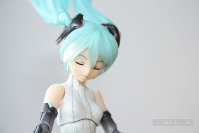 И с закрытыми глазками