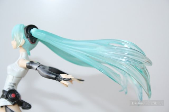 Яркая внешность)