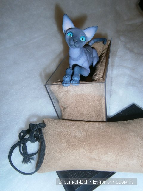 Переноска для шарнирного кота