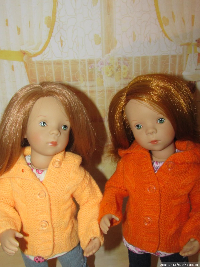 Мои девчонки-"мандаринки" Натали и Олечка от Petitcollin в новых нарядах