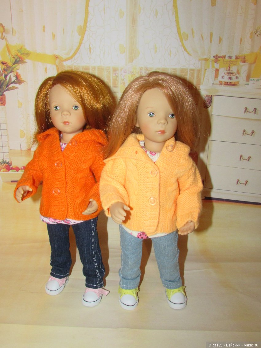 Мои девчонки-"мандаринки" Натали и Олечка от Petitcollin в новых нарядах