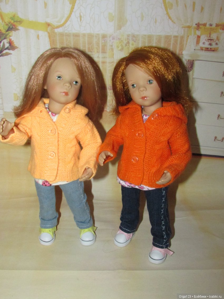 Мои девчонки-"мандаринки" Натали и Олечка от Petitcollin в новых нарядах