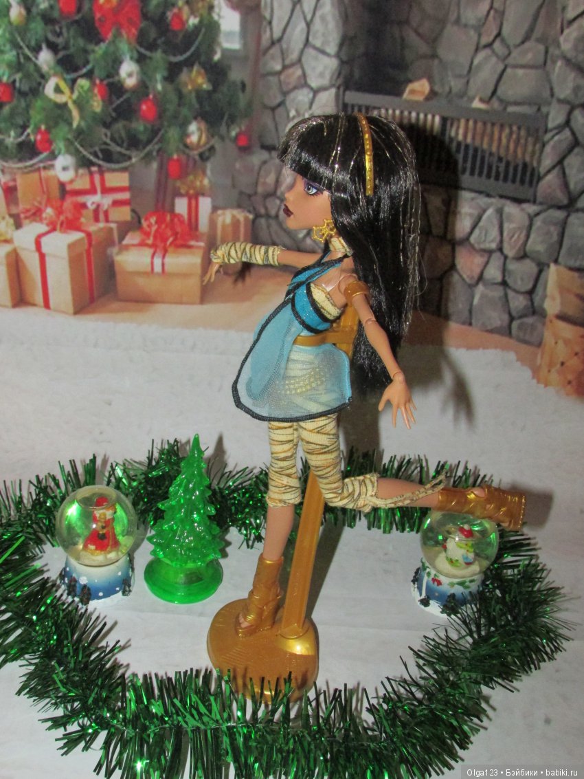 Моя обворожительная Монстряшка Клео-де-Нил (фото 8)