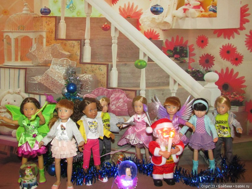 Мои маленькие ребятишки Kruselings всех поздравляют с наступающим 2019 годом