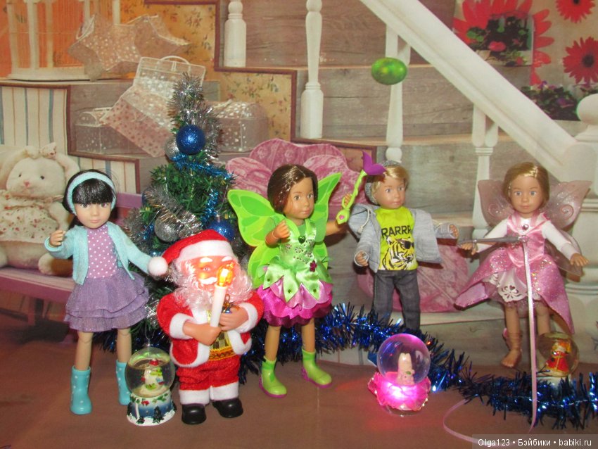 Мои маленькие ребятишки Kruselings всех поздравляют с наступающим 2019 годом