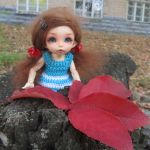 Ксюша на прогулке