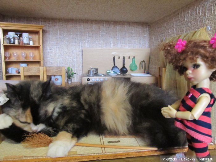 Однако за время пути Крошка смогла подрасти